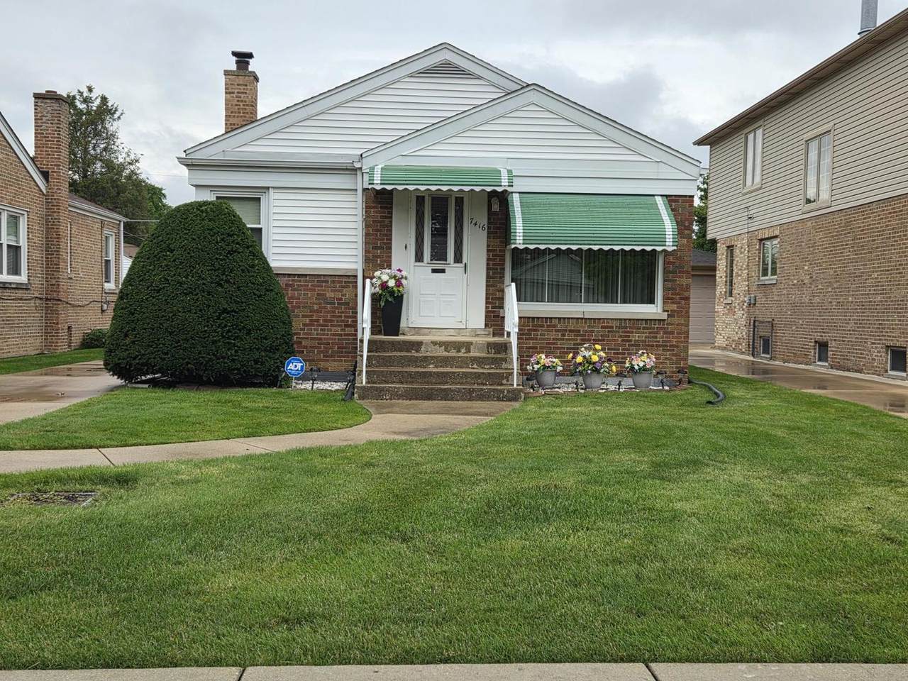 7416 Winnemac Avenue - Photo 1