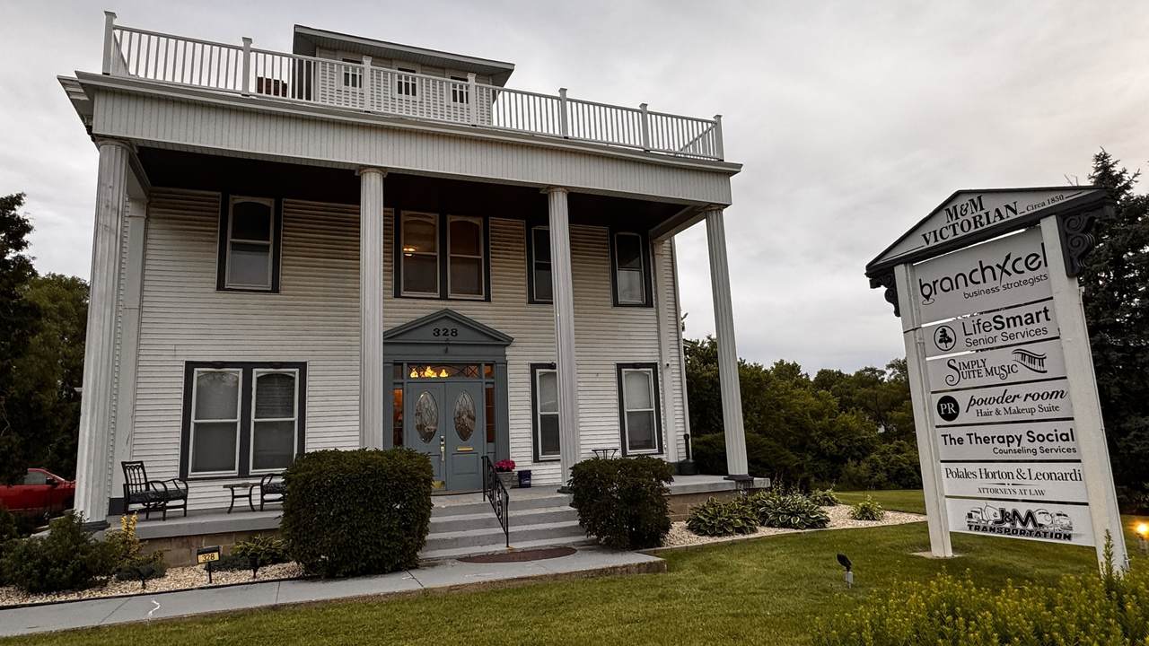 328 Lincoln Highway - Photo 1