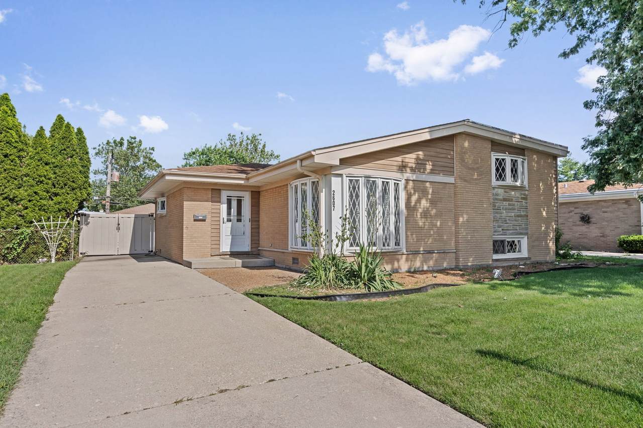 2607 Mayfair Avenue - Photo 1