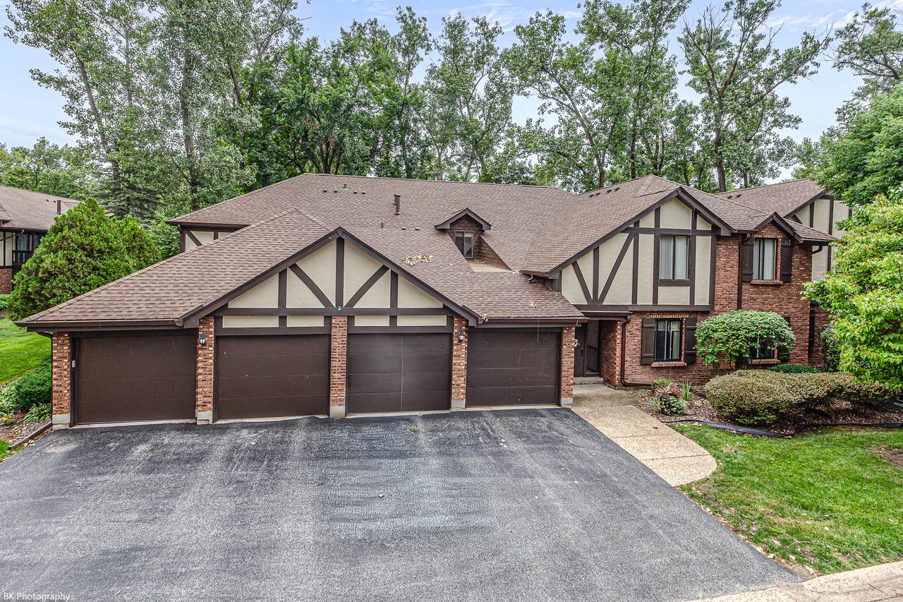 8127 Chestnut Drive - Photo 1