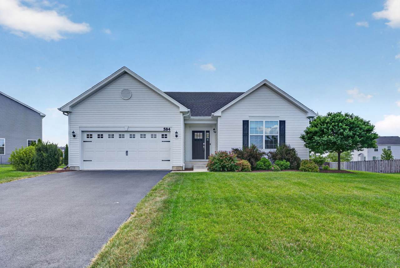 584 Manchester Lane - Photo 1