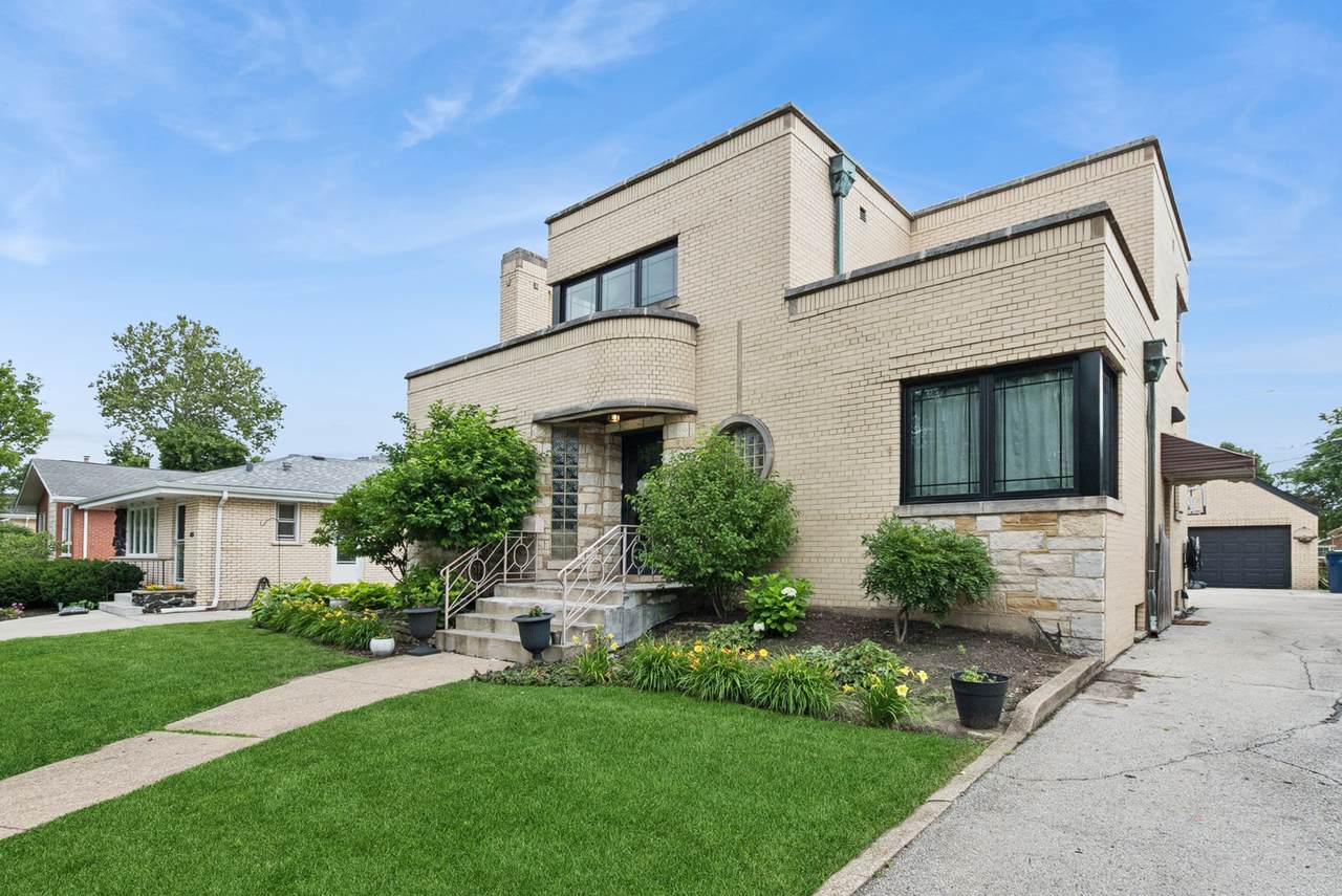 10155 Clifton Park Avenue - Photo 1