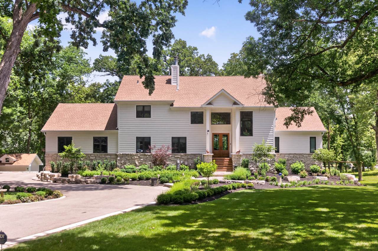 41W438 Barlow Drive - Photo 1