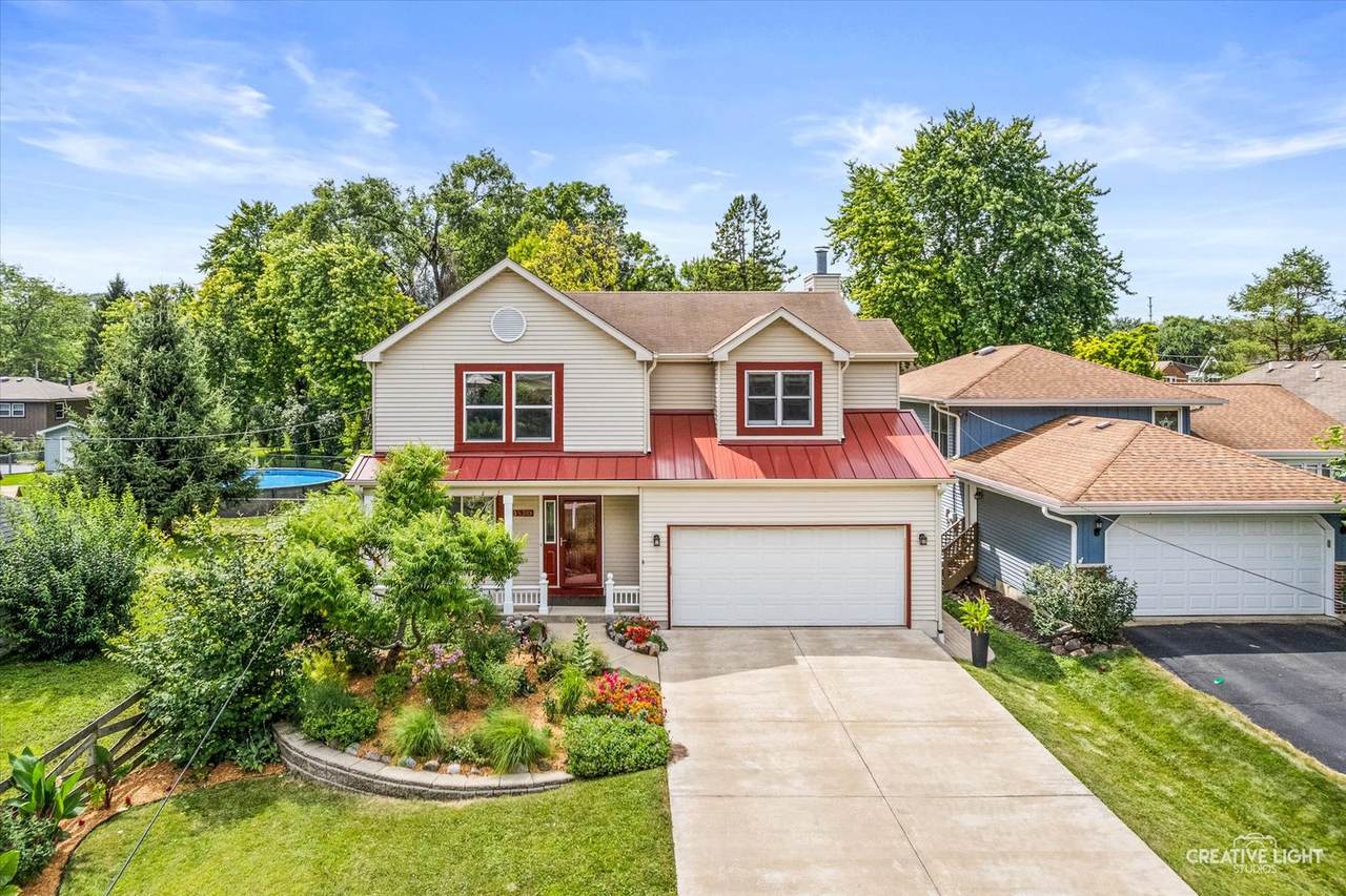 3S370 Curtis Avenue - Photo 1