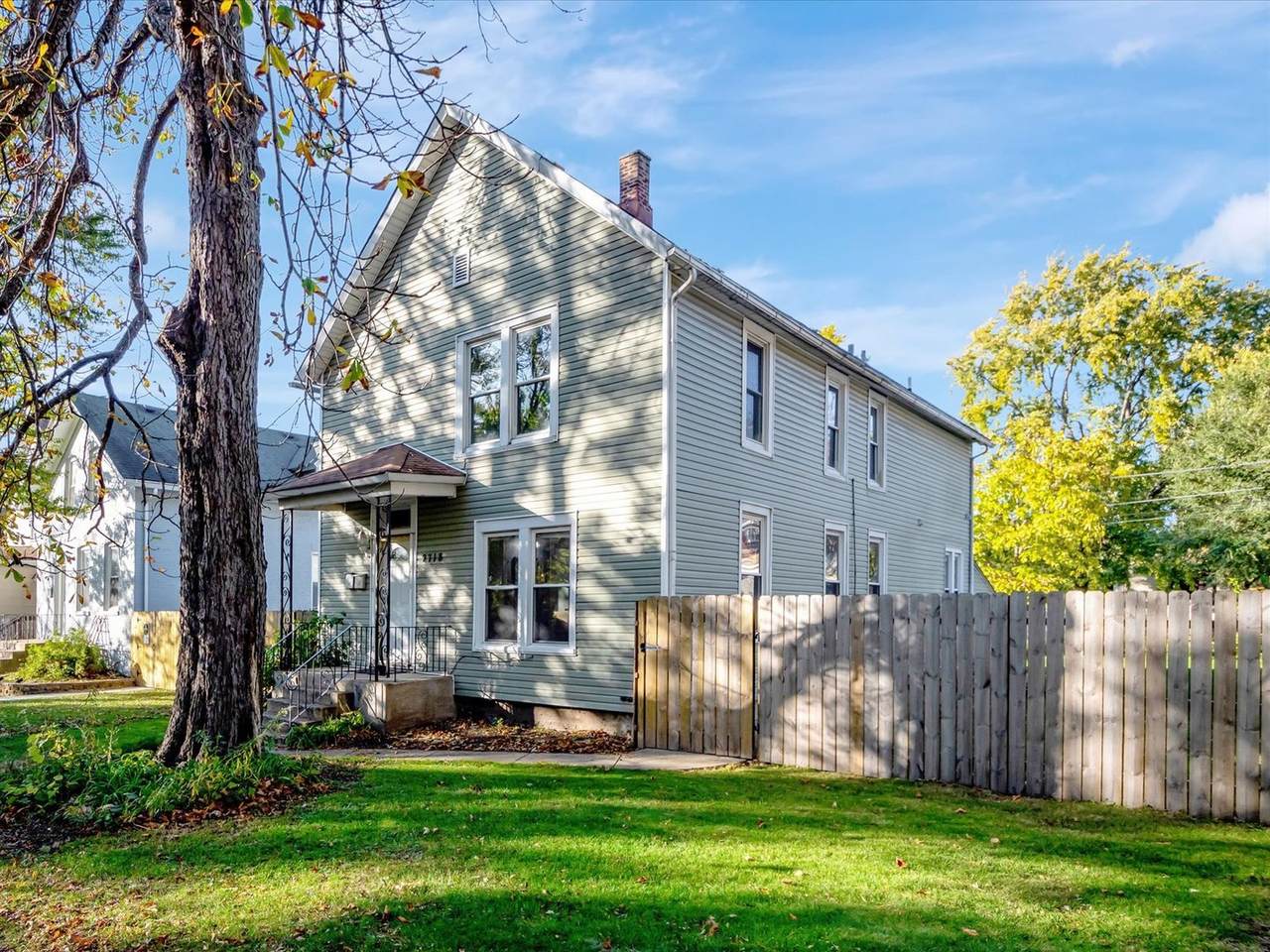 2718 Union Street - Photo 1