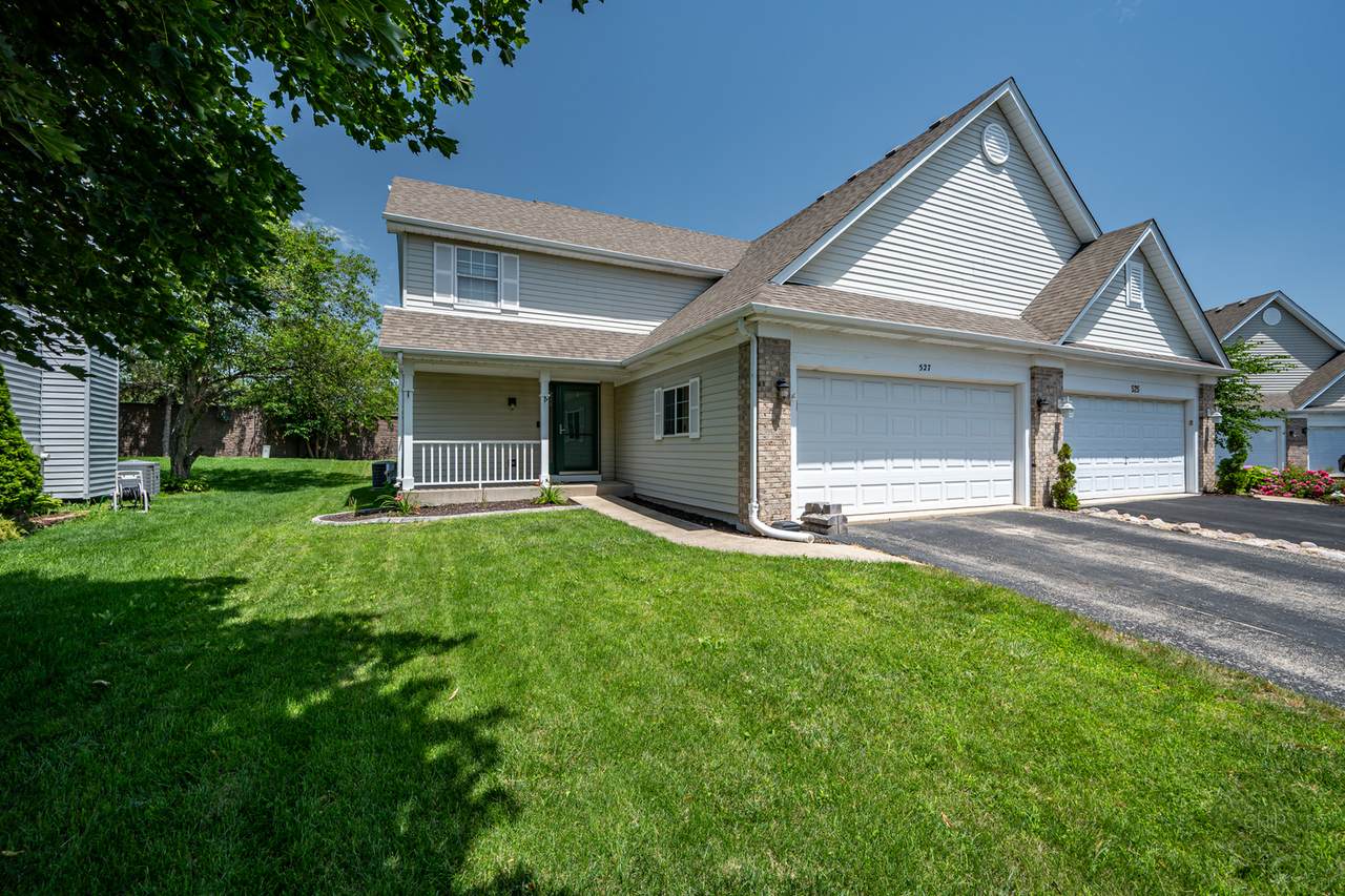 527 Northgate Circle - Photo 1