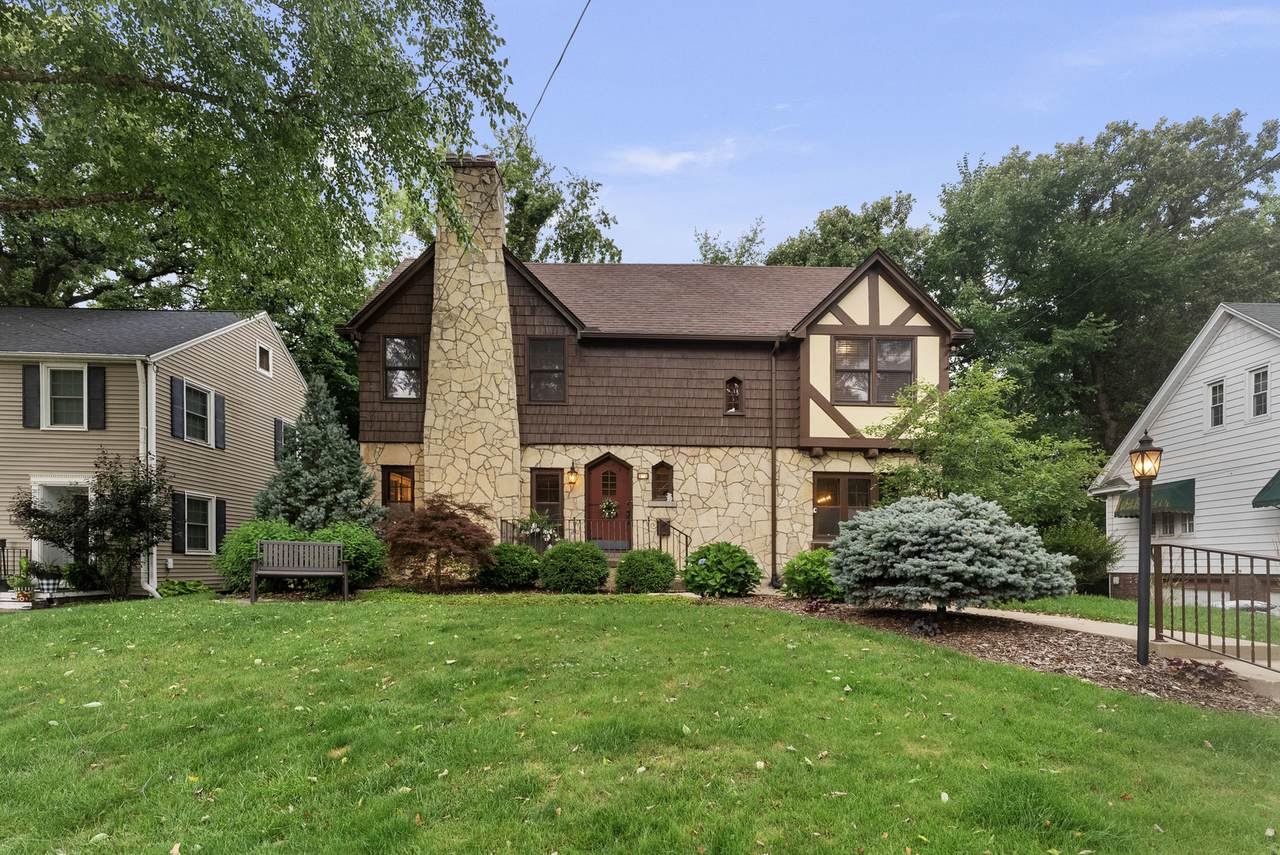 252 Hillcrest Avenue - Photo 1