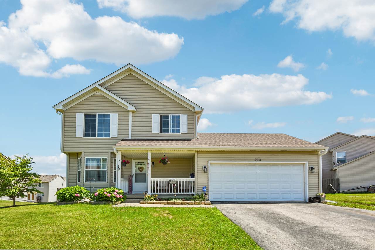 2011 Sunset Court - Photo 1