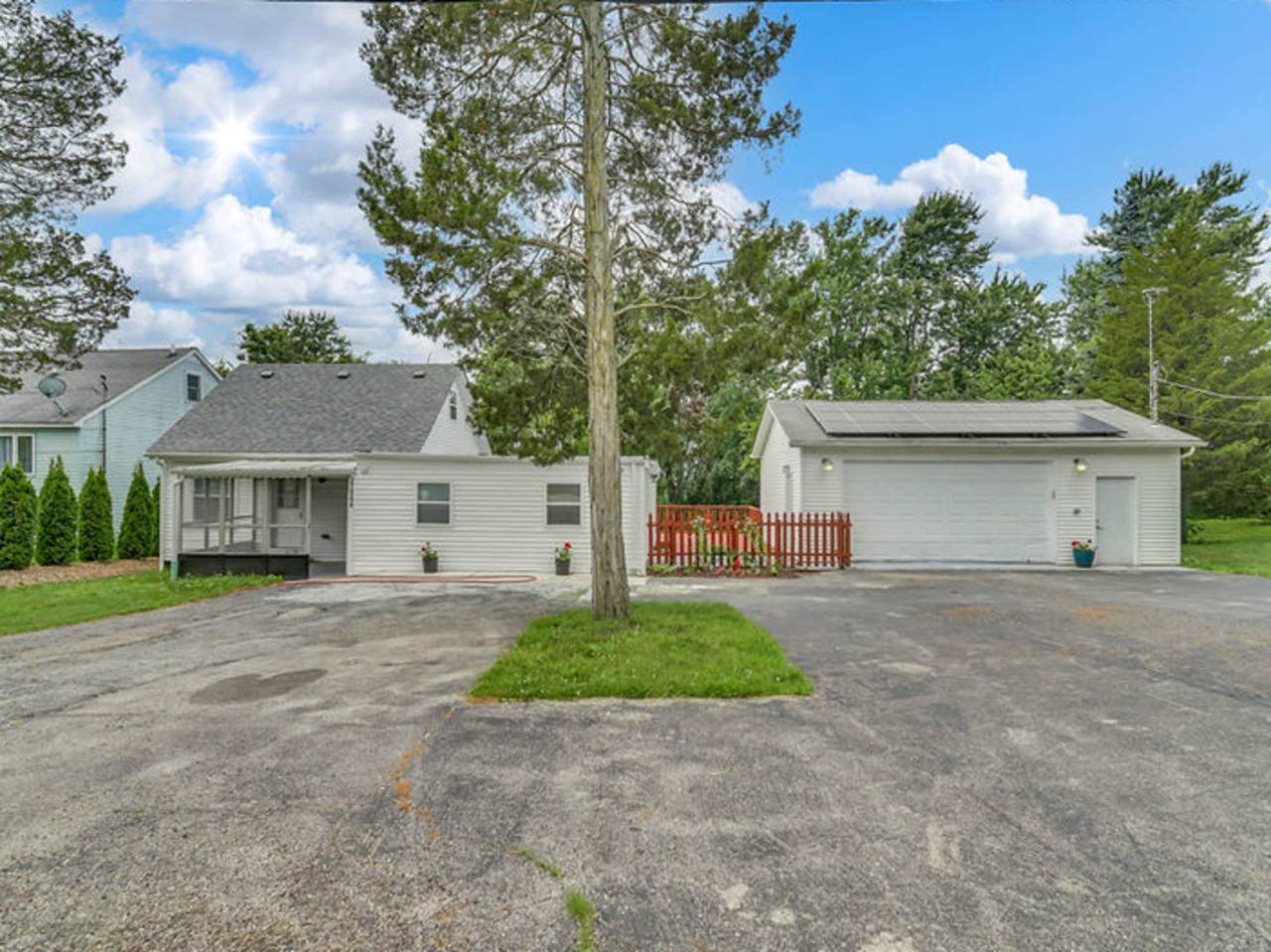 37544 Columbus Avenue - Photo 1