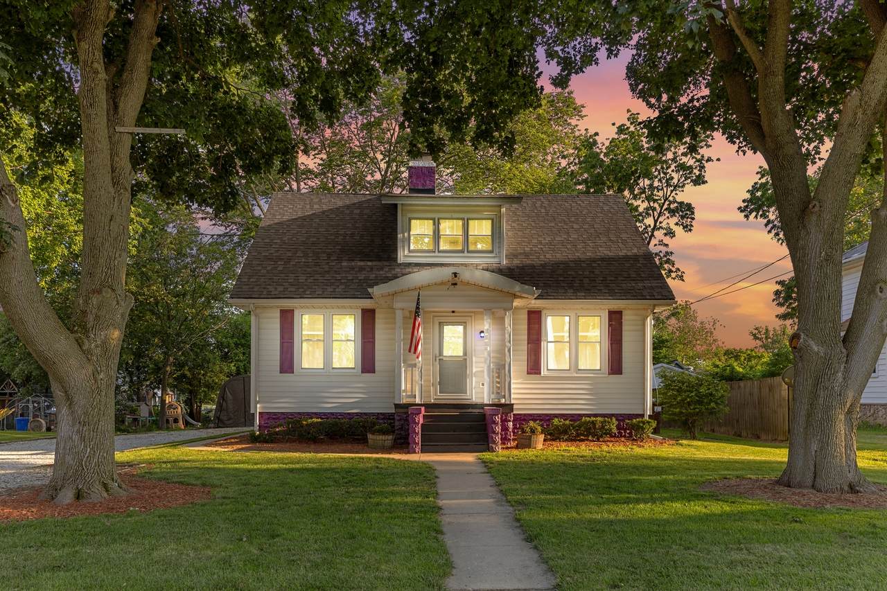 310 Washington Street - Photo 1