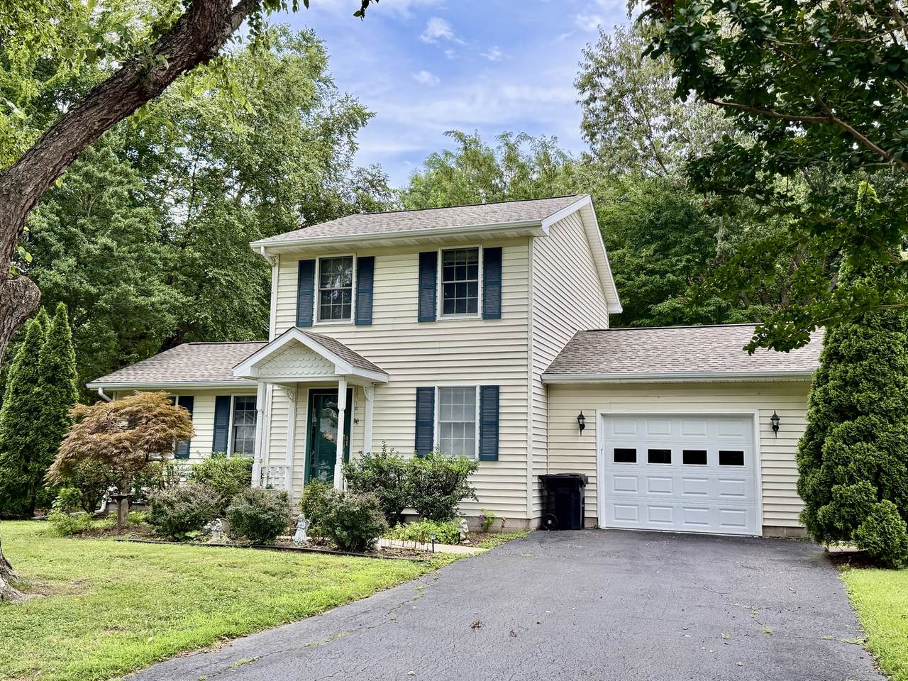 20 Woodhaven Drive - Photo 1