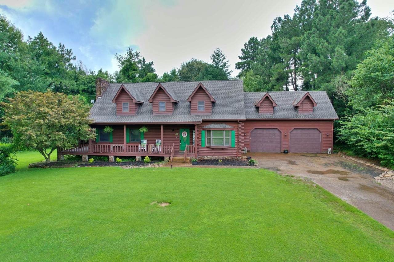 5142 Midway Road - Photo 1