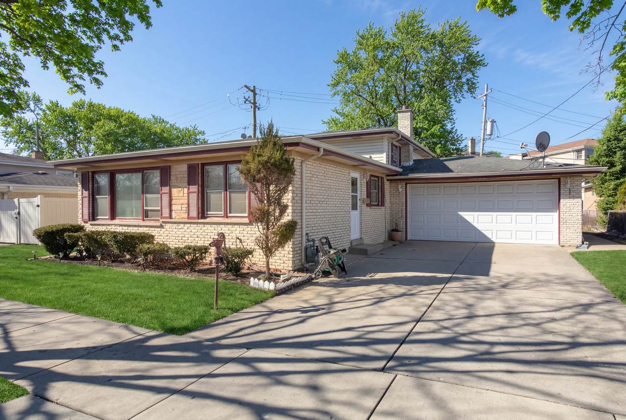 8516 Ozanam Avenue - Photo 1