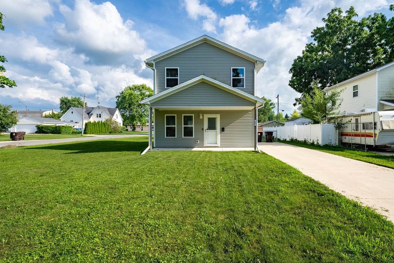 101 Oak Street - Photo 1