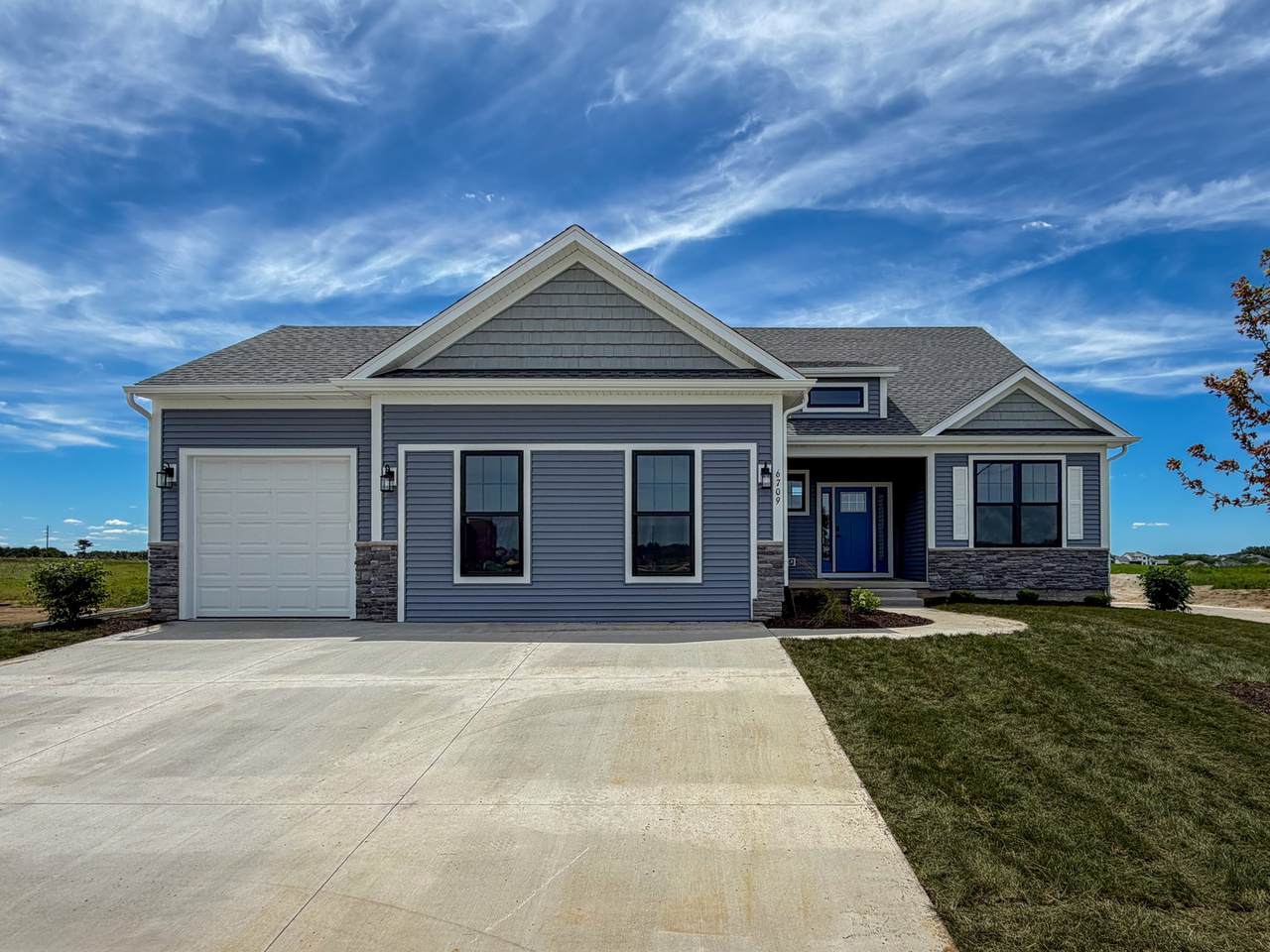 6709 Faiths Way - Photo 1