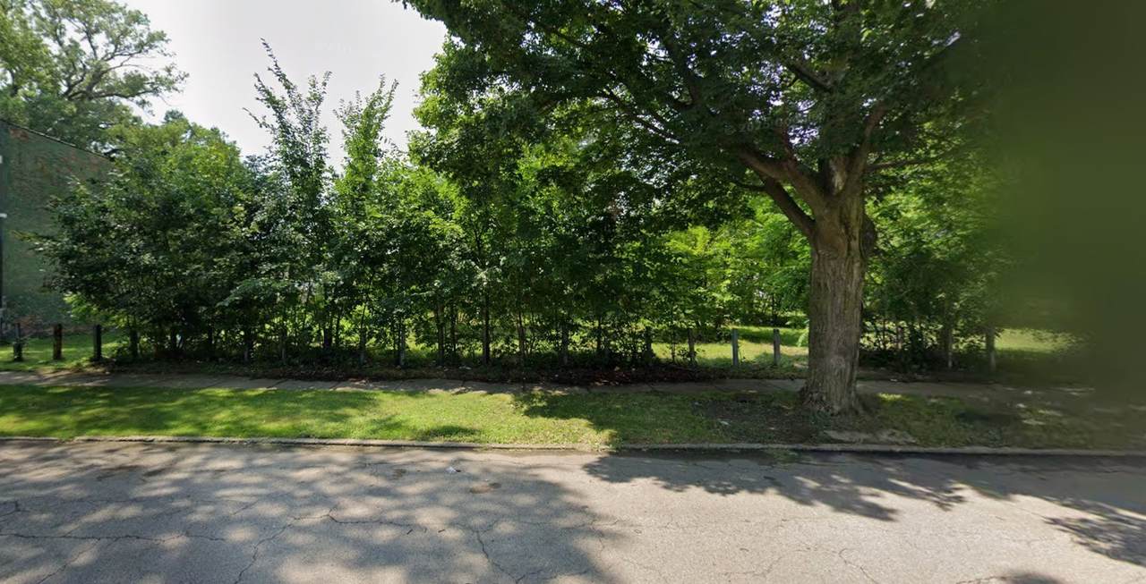 5722 Emerald Avenue - Photo 1