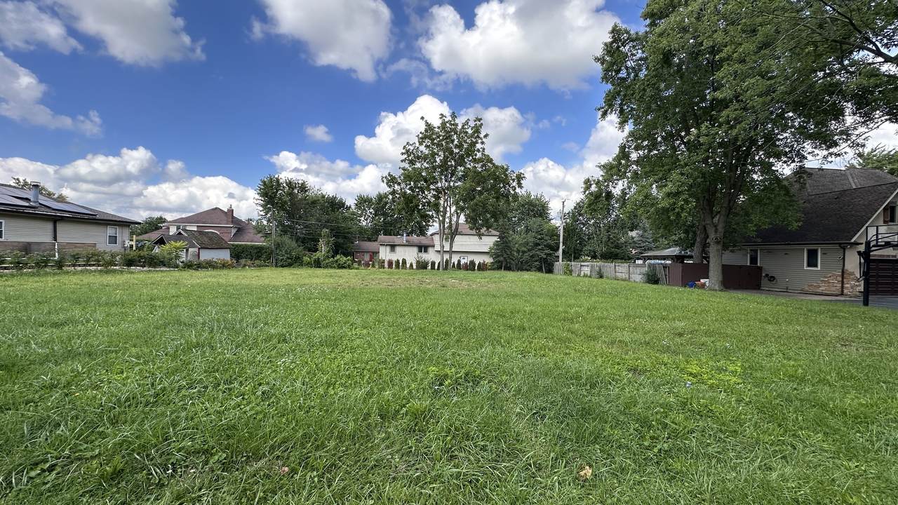 7240 Giddings Avenue - Photo 1