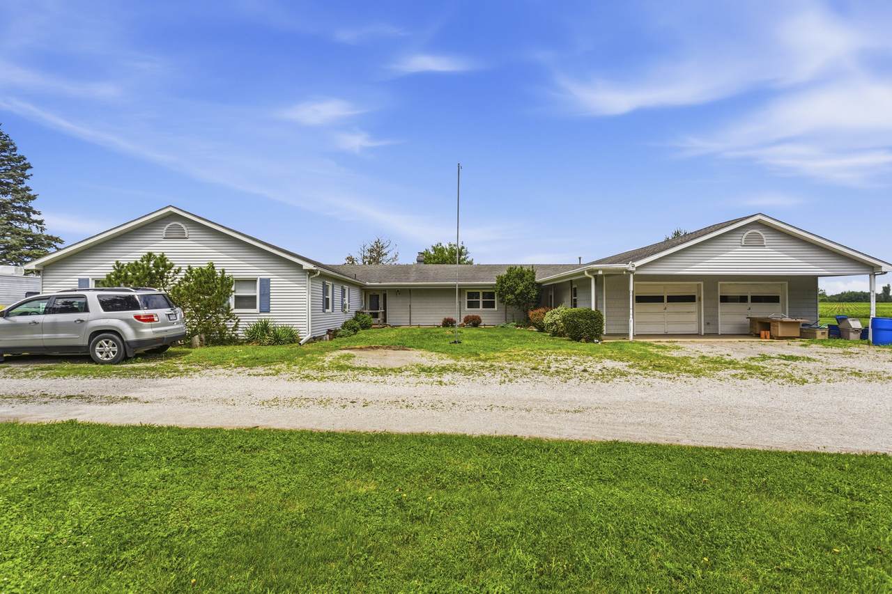 122 County Road 2150 North - Photo 1