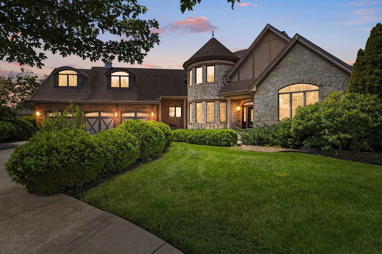 20698 Eagle Bluff Court - Photo 1