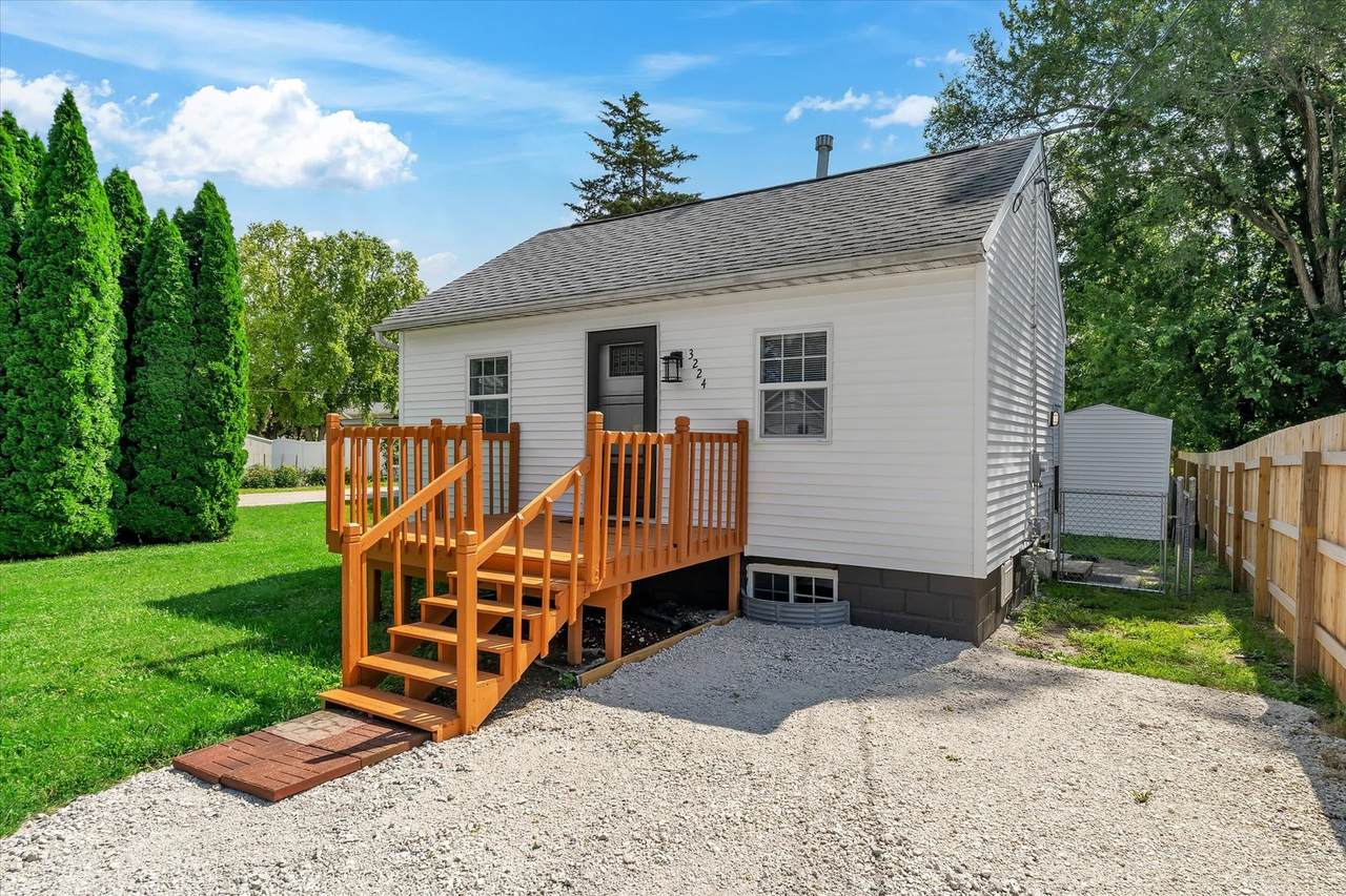 3224 40th Street - Photo 1