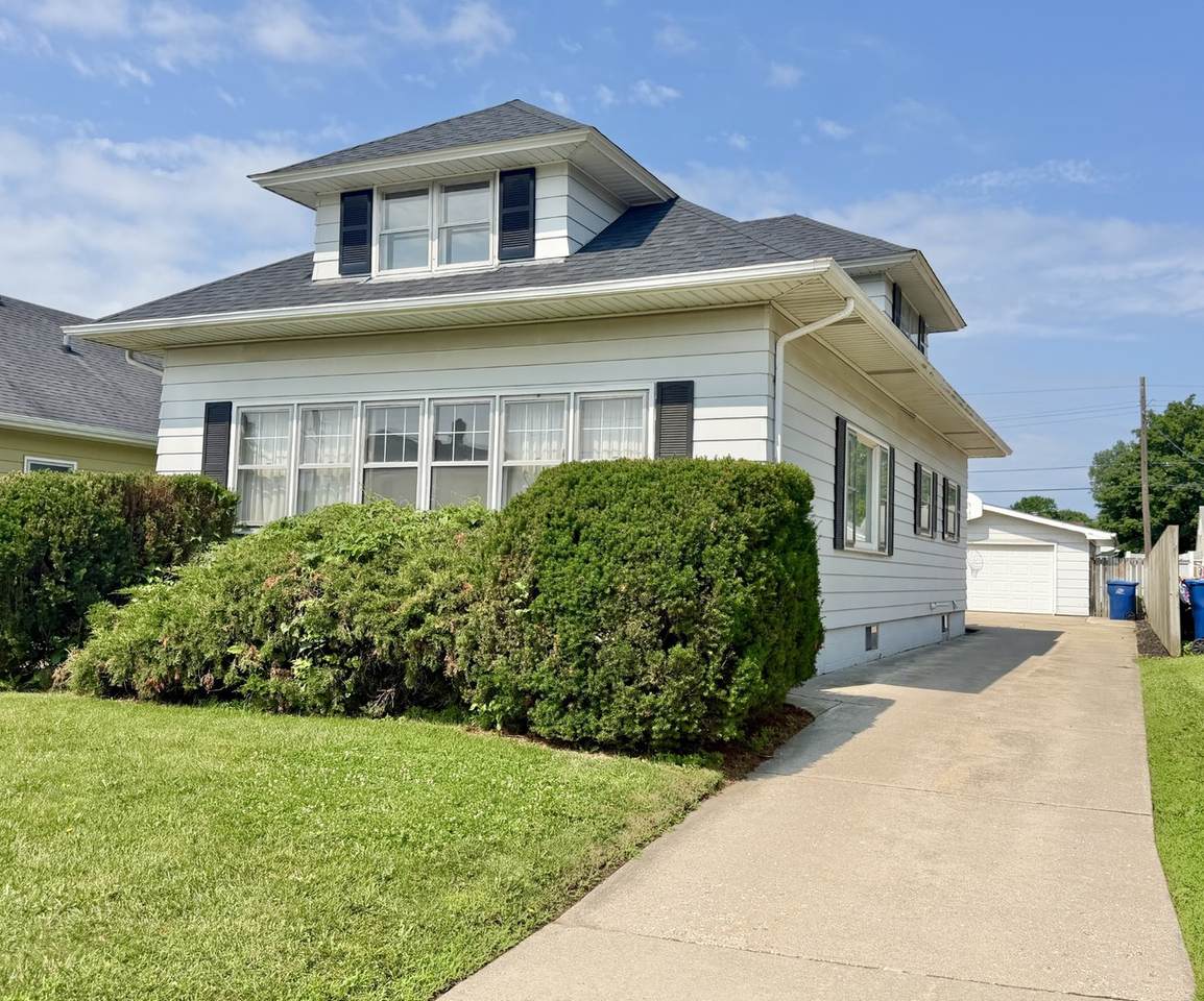 1511 St Vincents Avenue - Photo 1