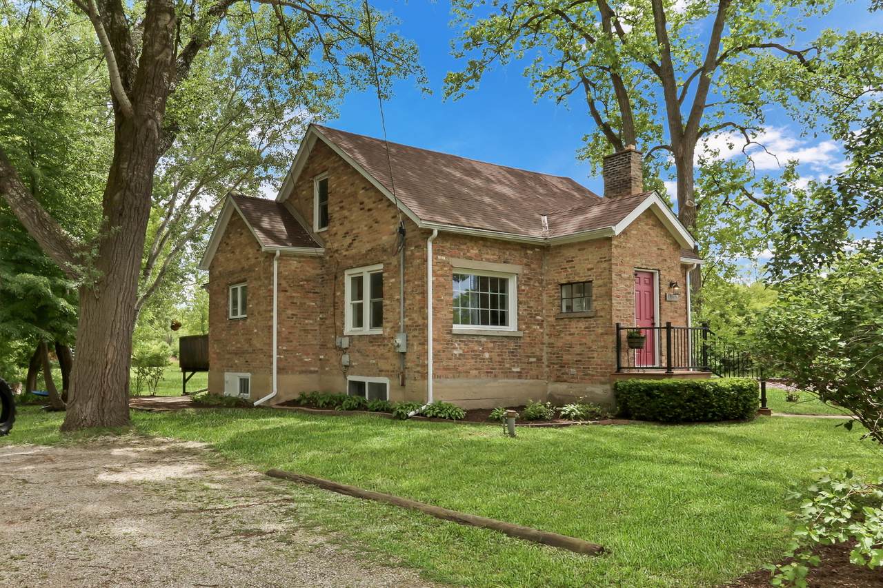 13719 Wadsworth Road - Photo 1