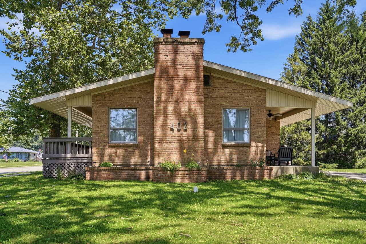 402 19th Street - Photo 1