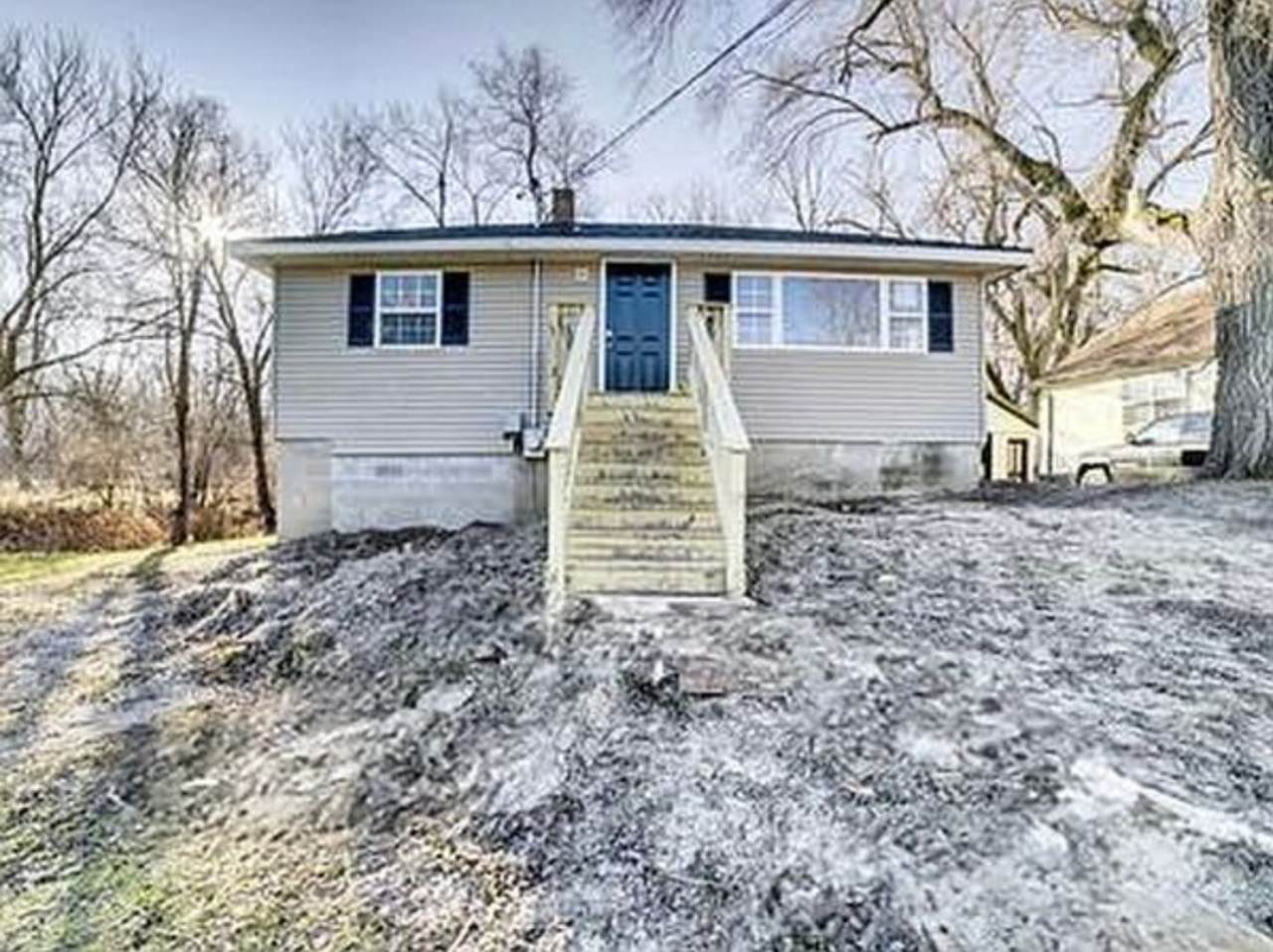 379 North Street - Photo 1