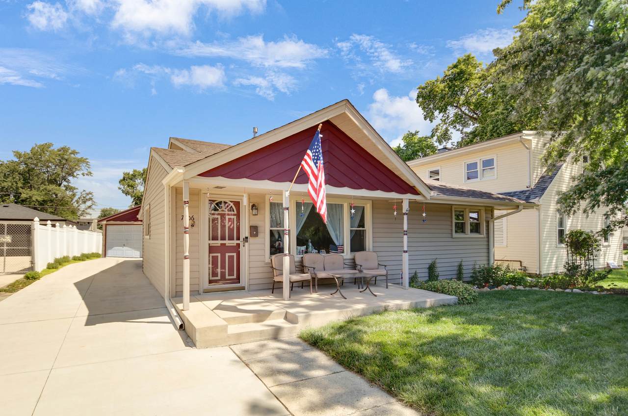 7306 115th Street - Photo 1