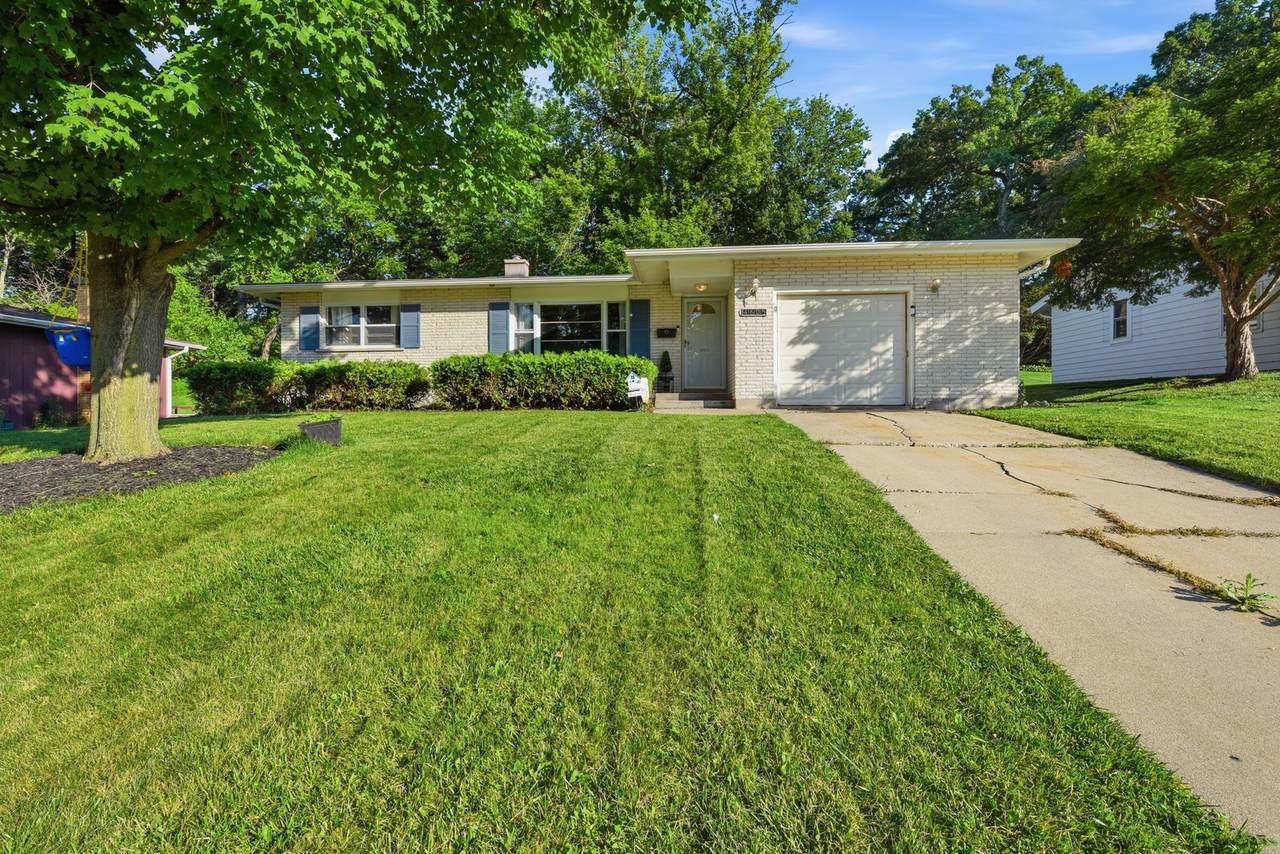 4605 Ashley Drive - Photo 1