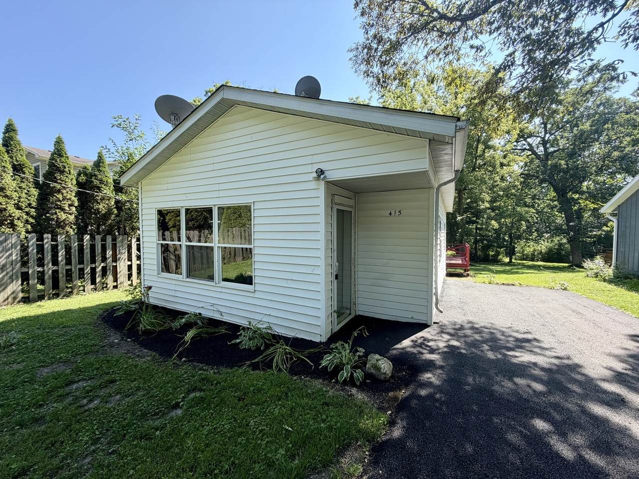 6415 Shore Avenue - Photo 1