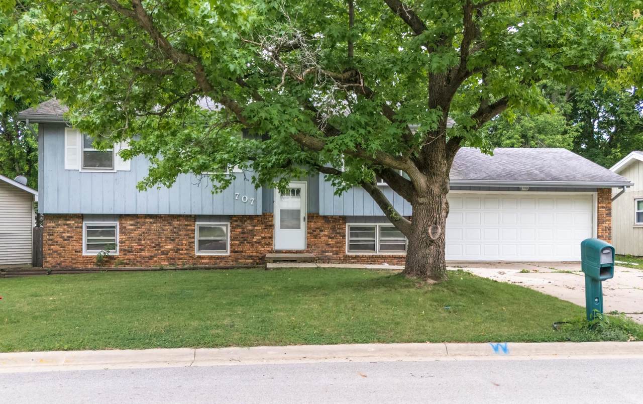 707 Chester Drive - Photo 1