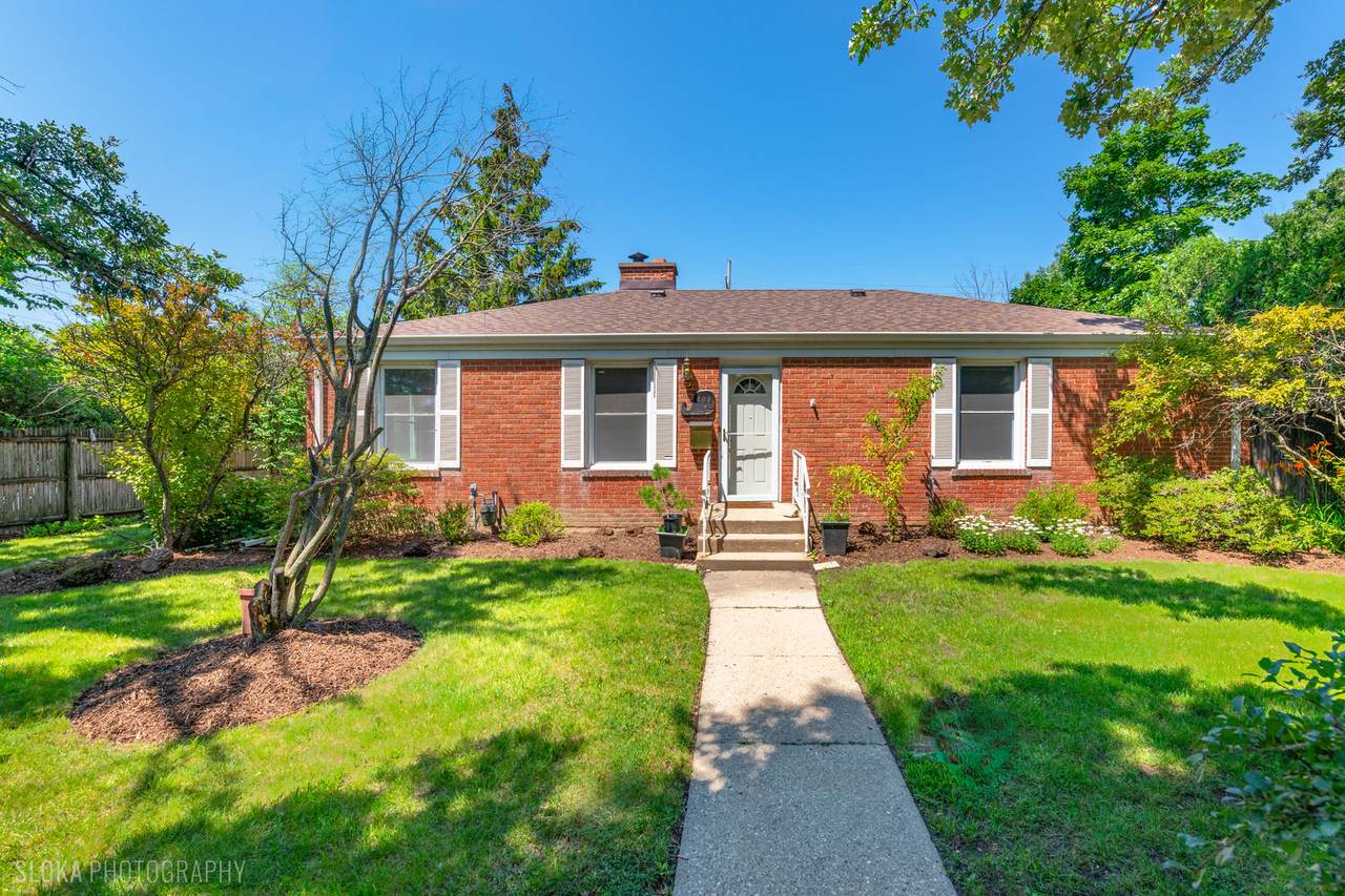 600 Garfield Avenue - Photo 1