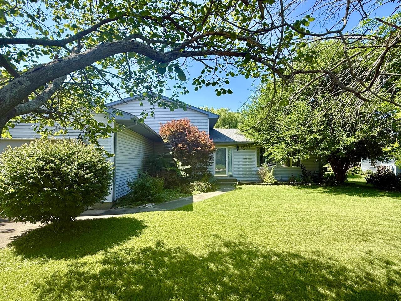 269 Brookside Drive - Photo 1