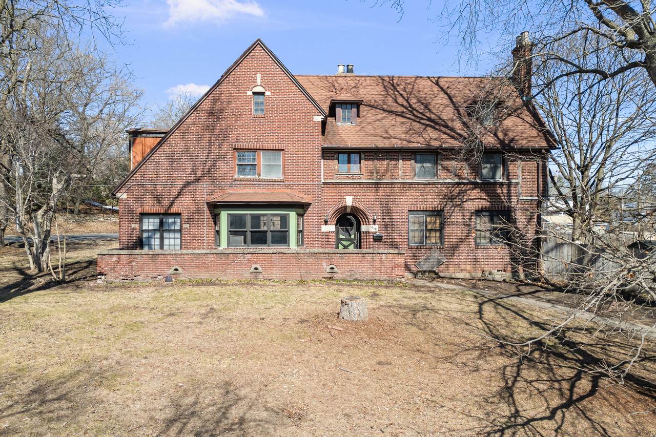 1012 5th Avenue - Photo 1