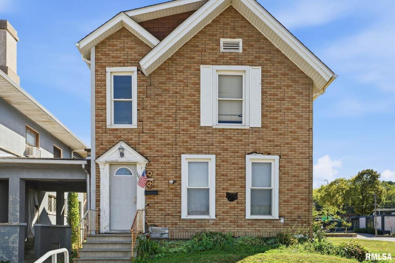 1918 6TH Avenue - Photo 1