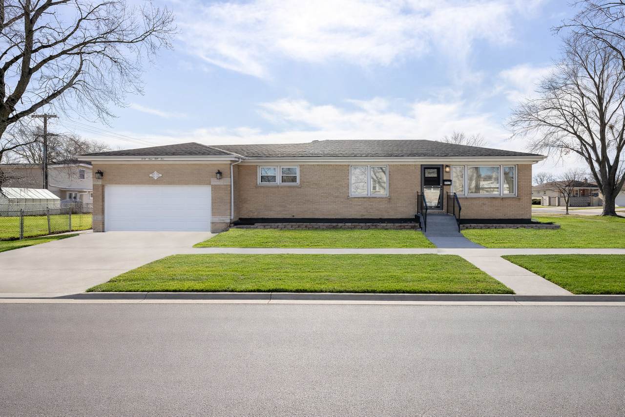 4955 Delphia Avenue - Photo 1