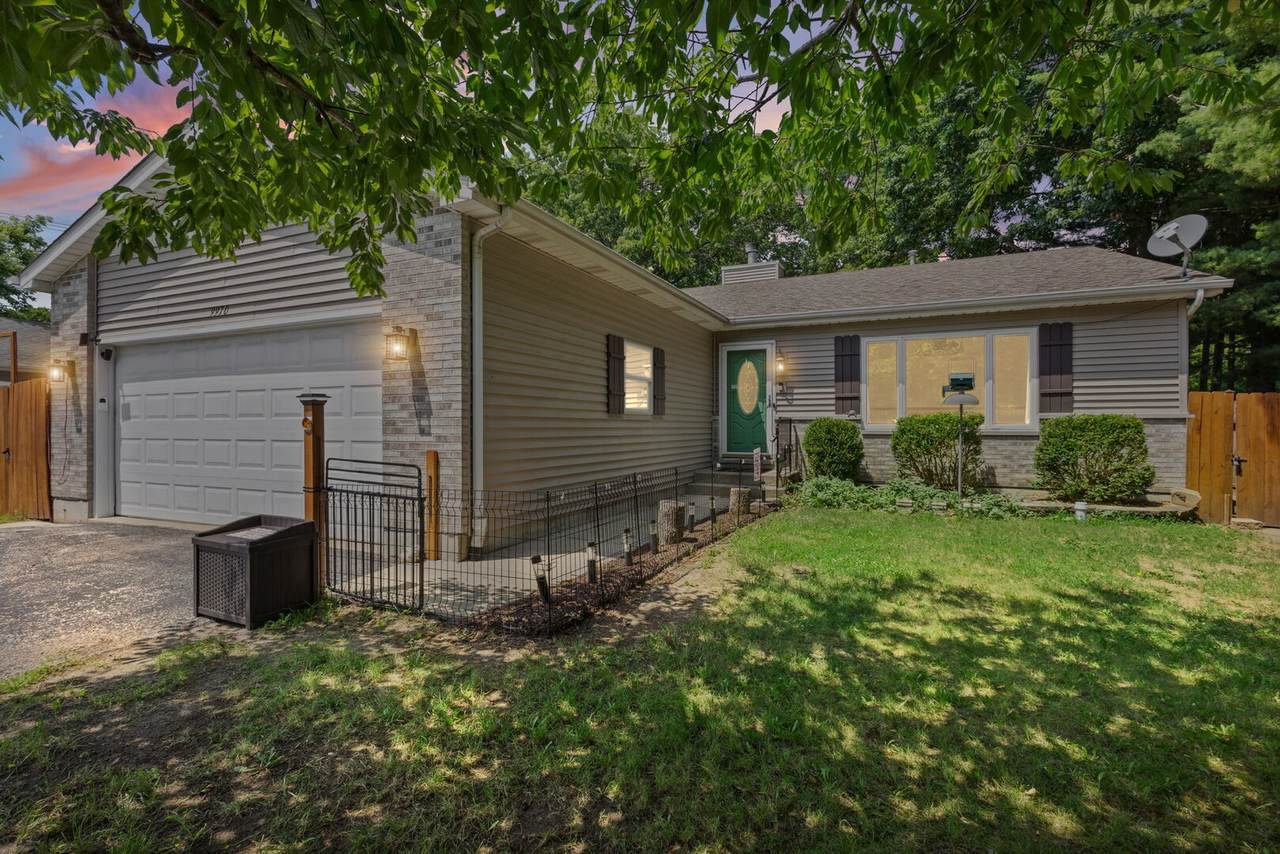 9970 Oak Forest Drive - Photo 1
