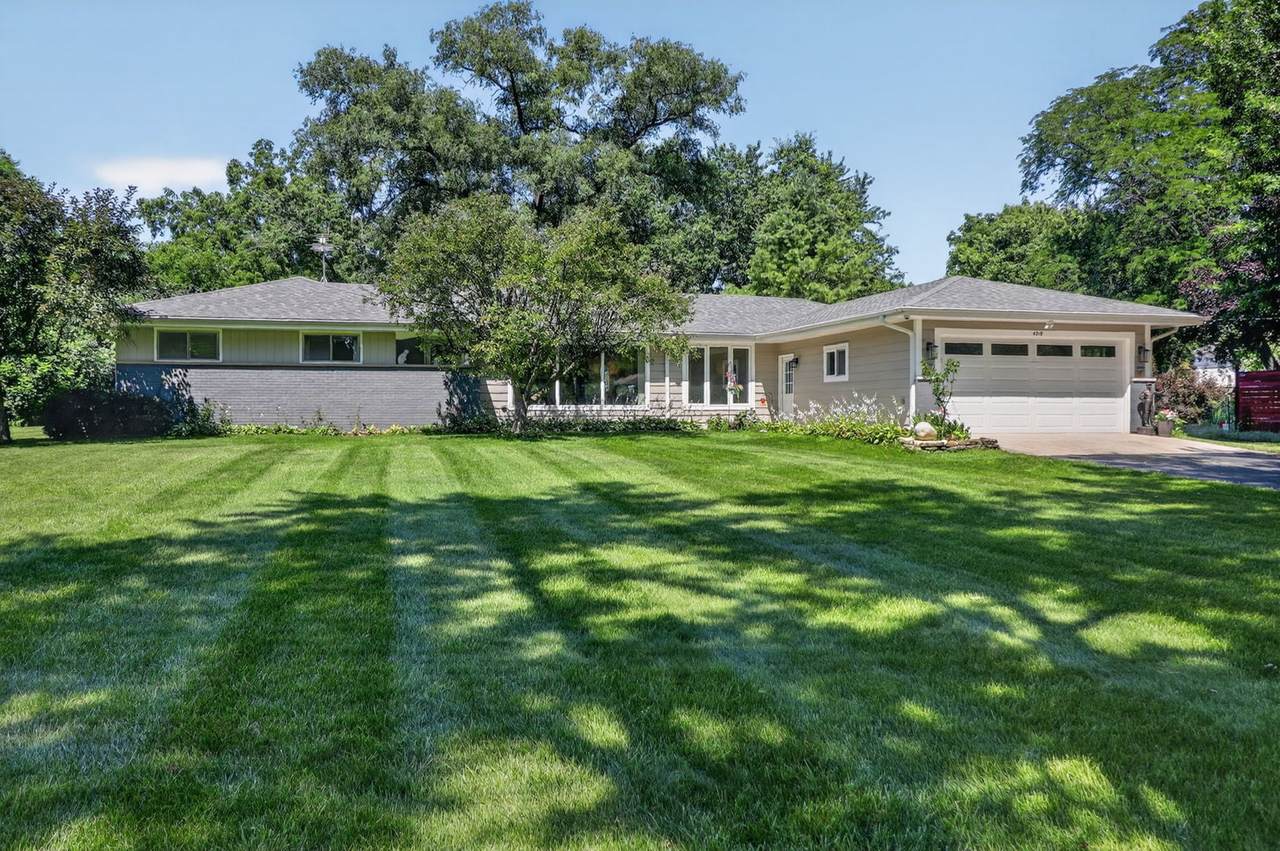 4218 Seeley Avenue - Photo 1