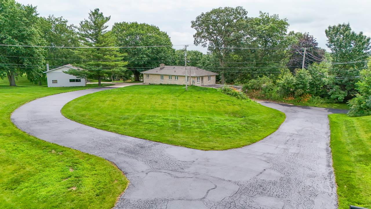 1742 Wolverine Road - Photo 1