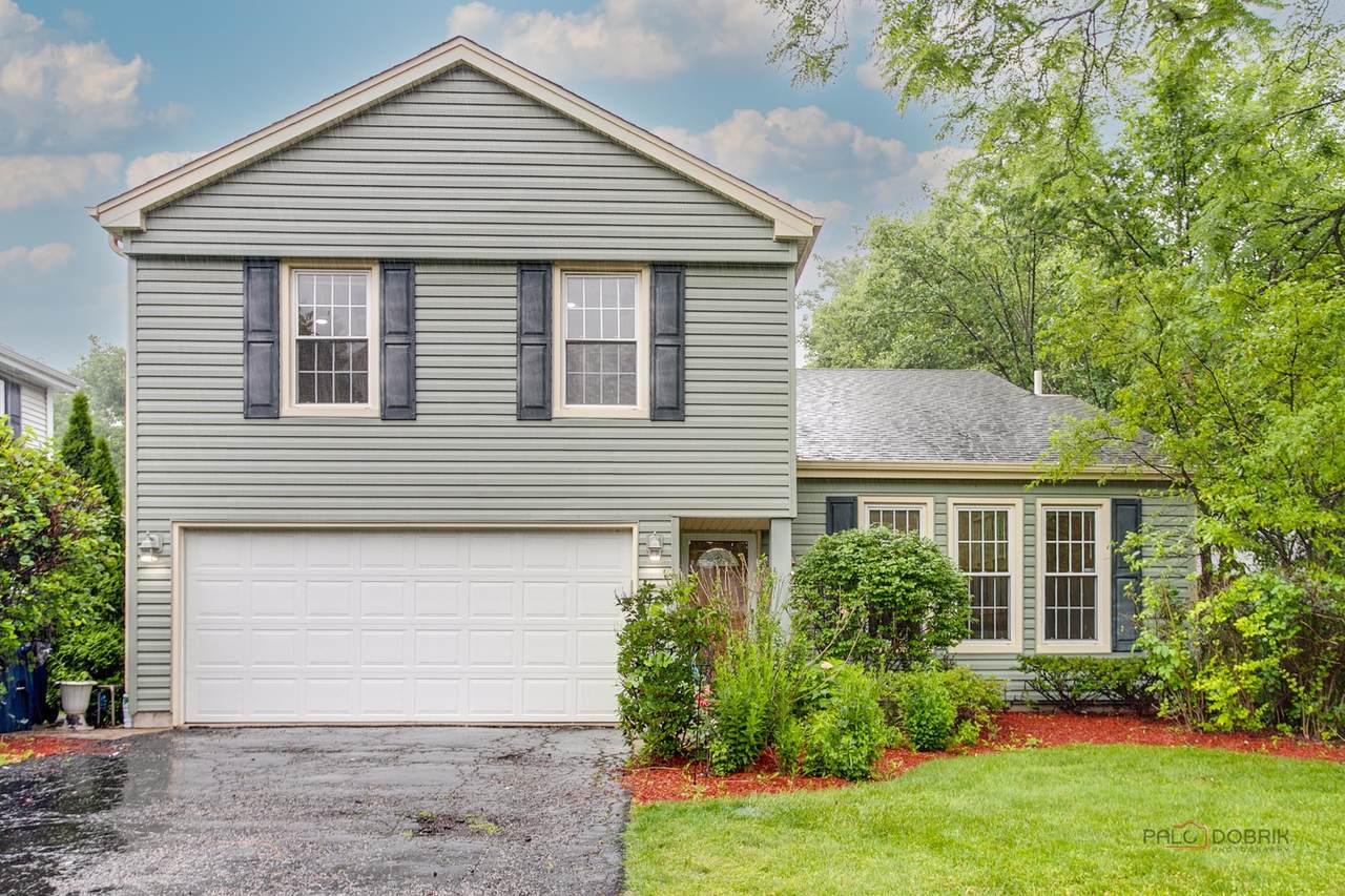 715 Juneway Avenue - Photo 1