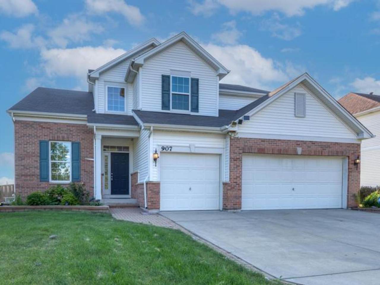 907 Wildflower Drive - Photo 1