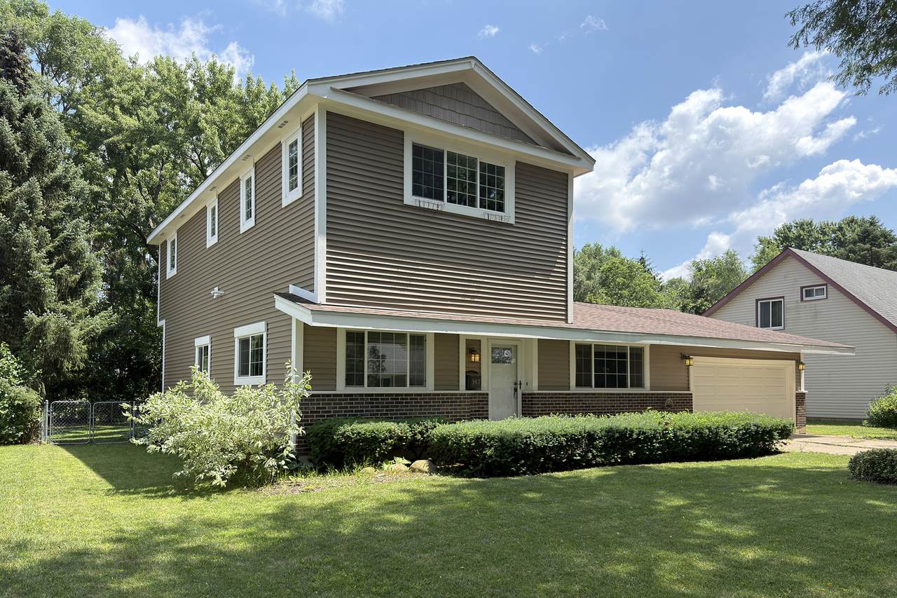 967 Cardiff Drive - Photo 1