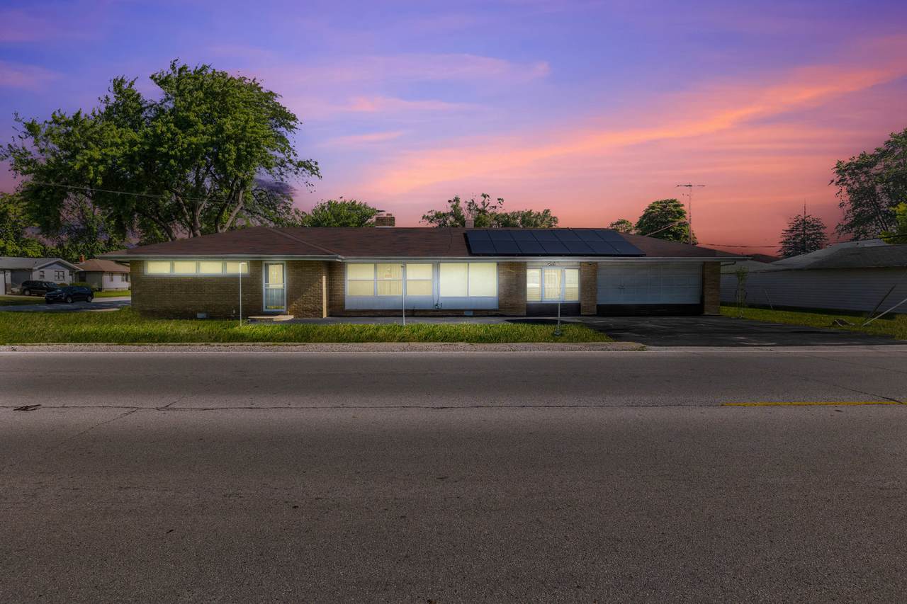 2934 186th Street - Photo 1