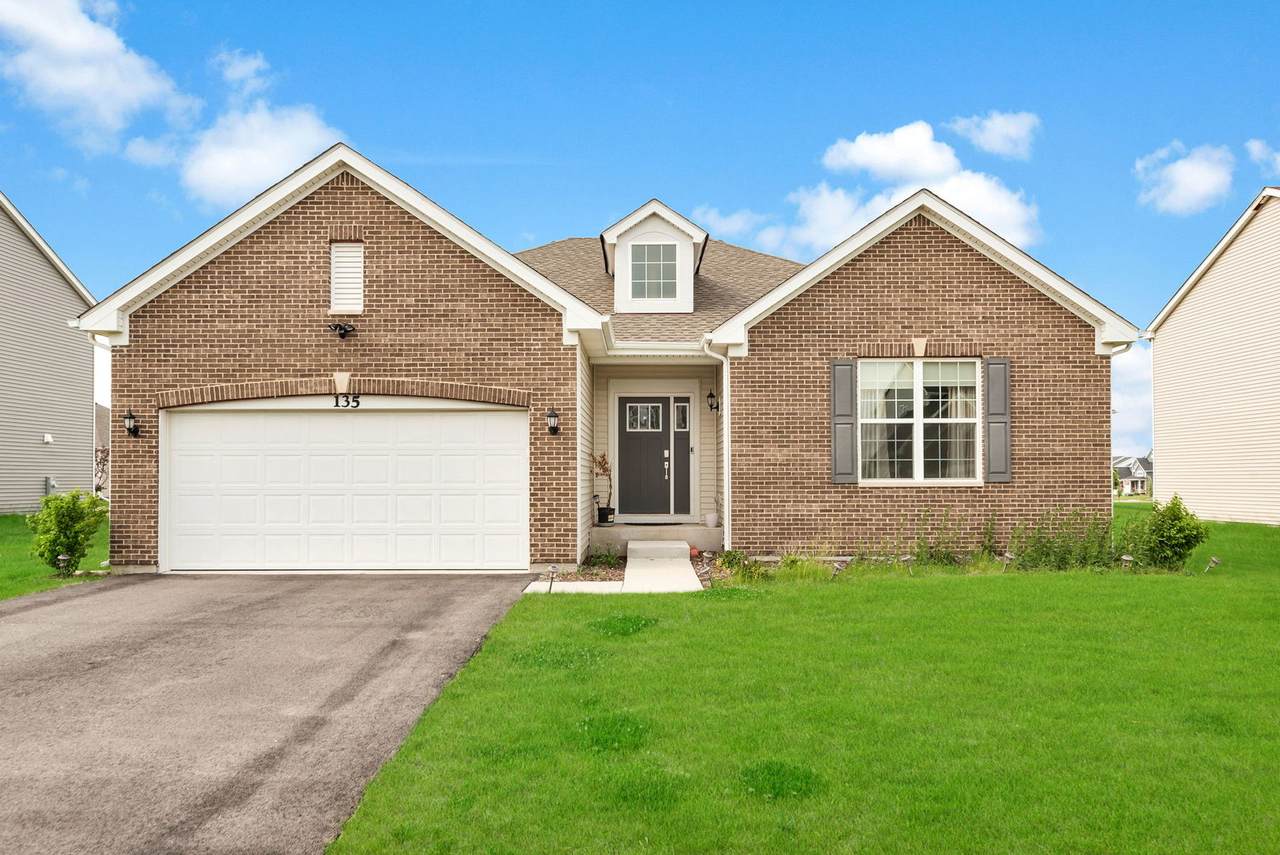 135 Devoe Drive - Photo 1