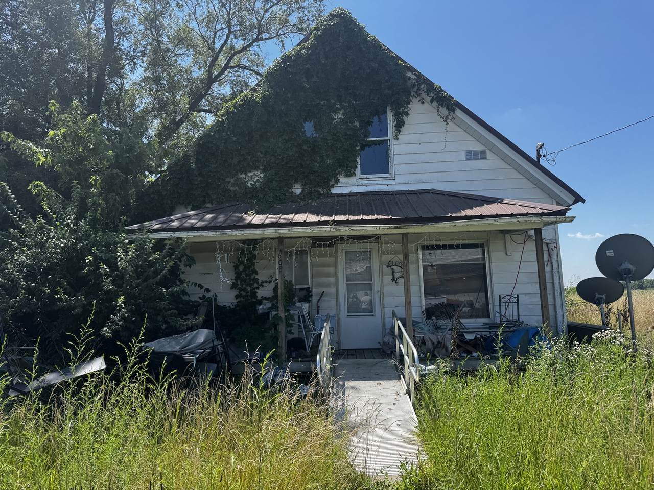 608 Summer Street - Photo 1