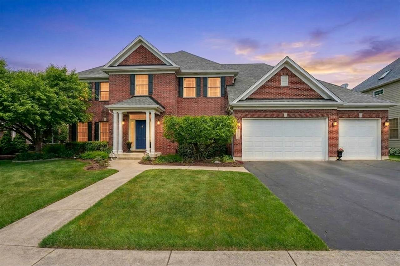 40W612 Blue Lake Circle - Photo 1