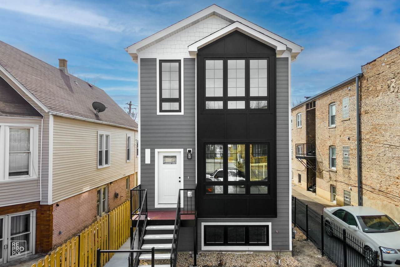 4241 Walton Street - Photo 1