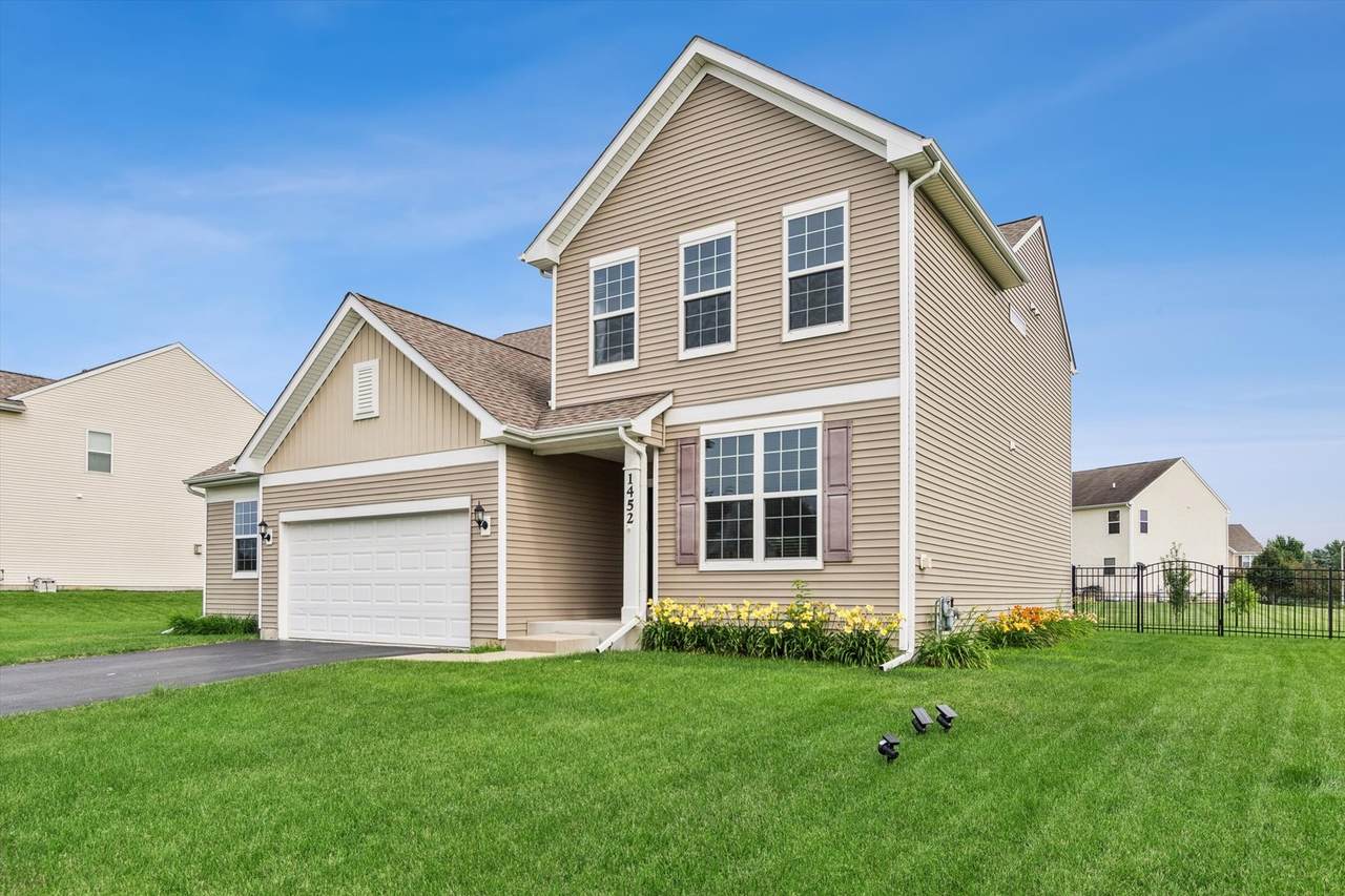 1452 Ruby Drive - Photo 1