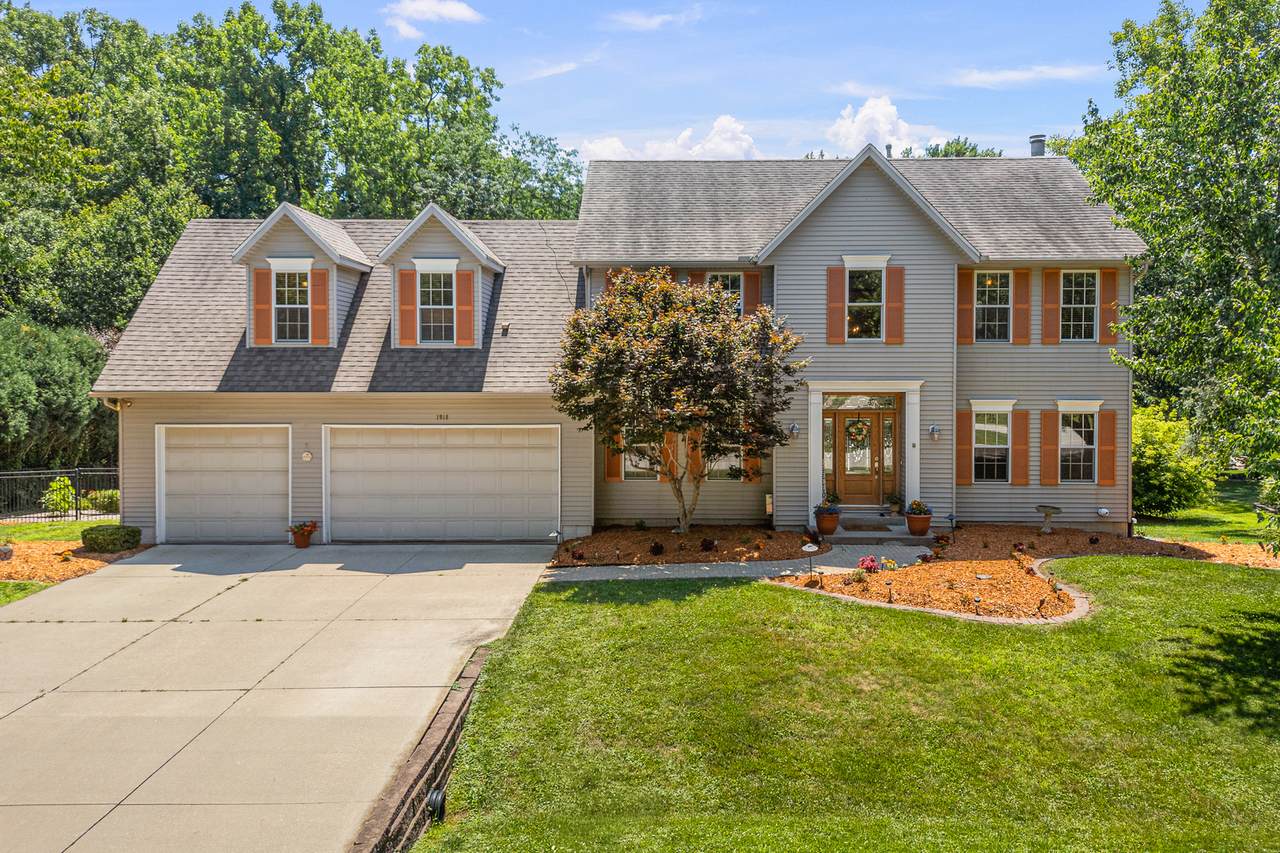 1918 Brierwood Lane - Photo 1